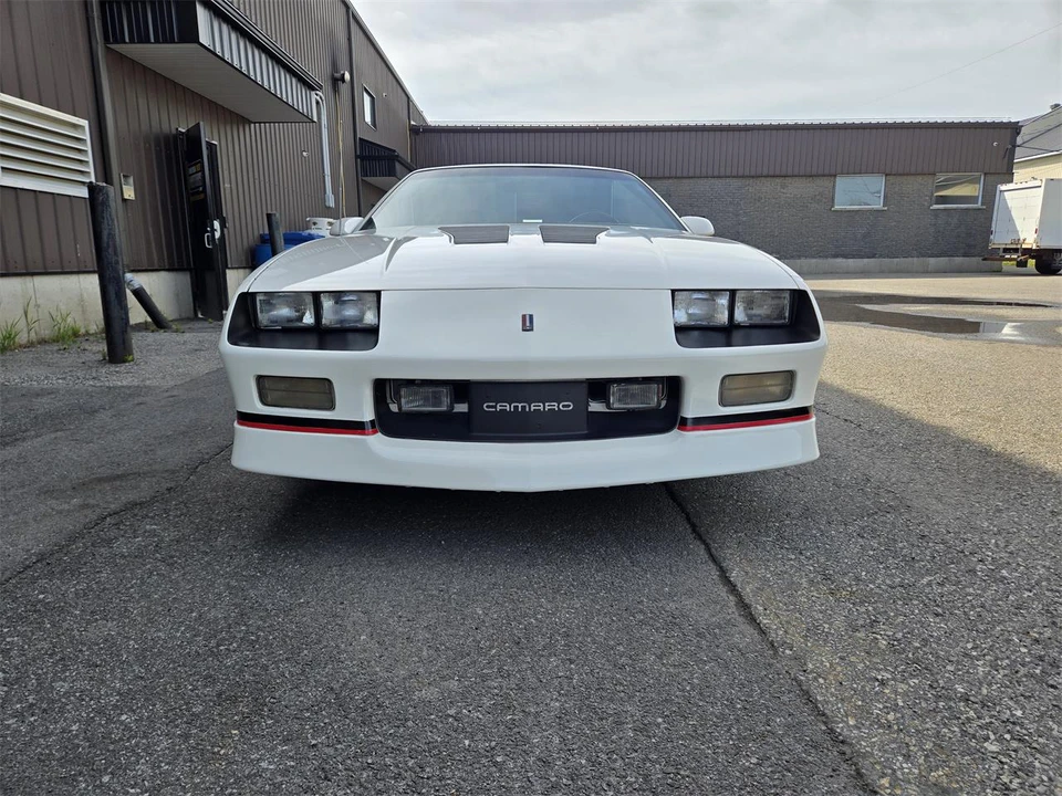 1989 Chevrolet Camaro IROC-Z & Z28 3rd Gen - Image 18 of 31