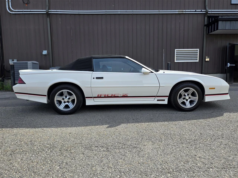 1989 Chevrolet Camaro IROC-Z & Z28 3rd Gen - Image 14 of 31
