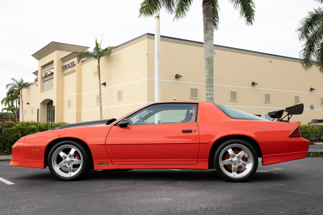 1989 Chevrolet Camaro 3rd Gen - Image 8 of 31