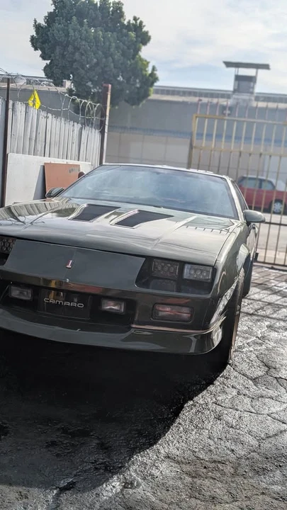 1989 Chevrolet Camaro - Image 2 of 15