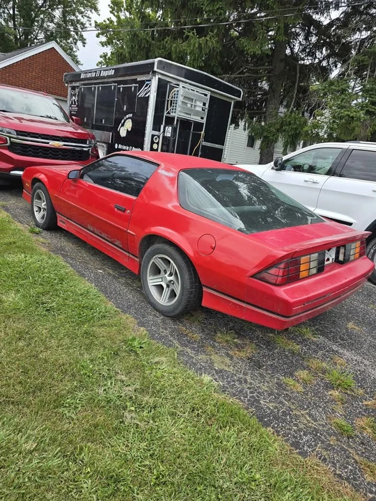1989 Chevrolet Camaro - Image 2 of 7