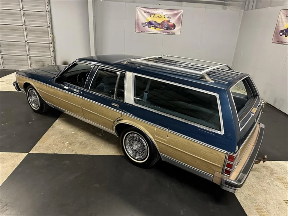 1989 Chevrolet Caprice - Image 5 of 31