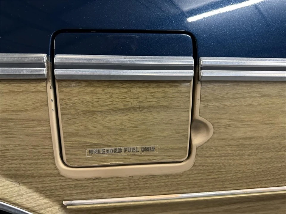1989 Chevrolet Caprice - Image 13 of 31
