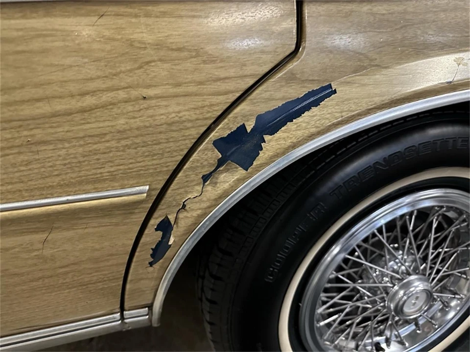 1989 Chevrolet Caprice - Image 14 of 31