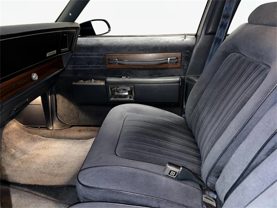 1989 Chevrolet Caprice - Image 19 of 31