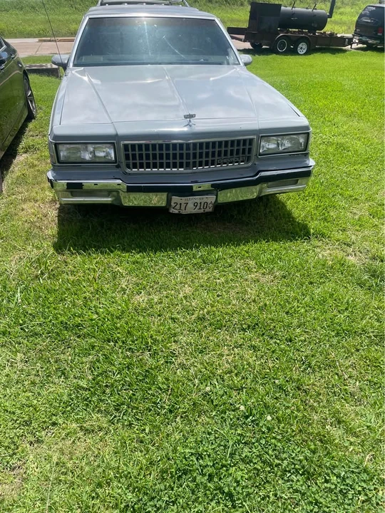 1989 Chevrolet Caprice - Image 5 of 5