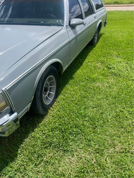 1989 Chevrolet Caprice - Image 4 of 5