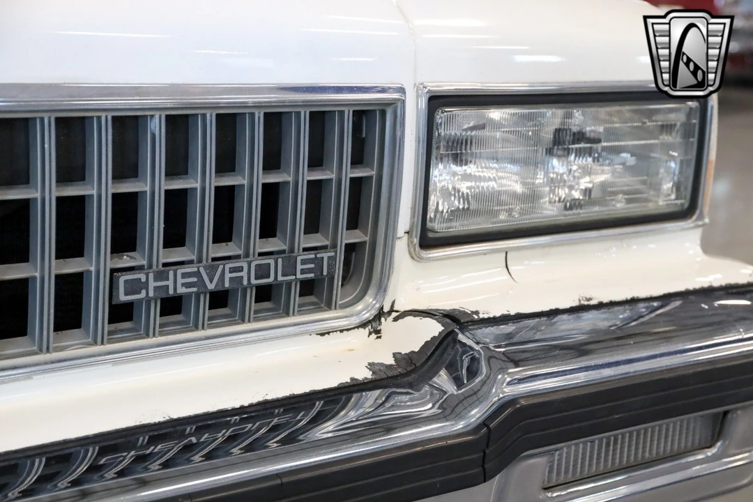 1989 Chevrolet Caprice - Image 10 of 12