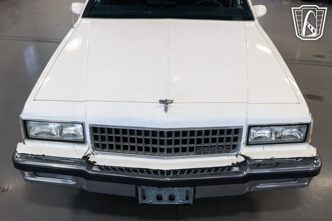 1989 Chevrolet Caprice - Image 8 of 12