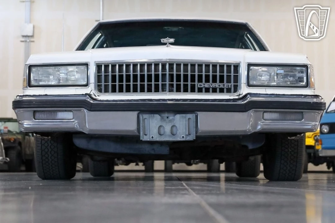 1989 Chevrolet Caprice - Image 5 of 12