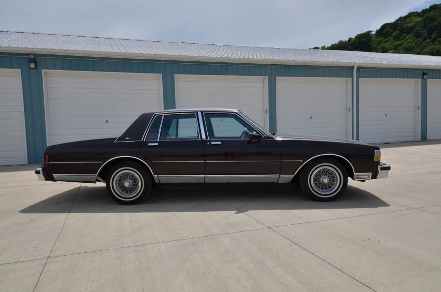 1989 Chevrolet Caprice - Image 10 of 10