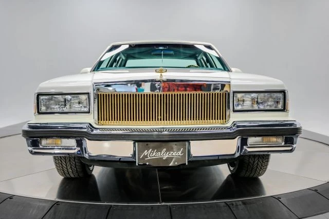 1989 Chevrolet Caprice - Image 15 of 31