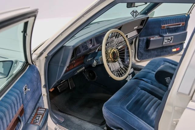 1989 Chevrolet Caprice - Image 29 of 31