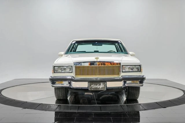 1989 Chevrolet Caprice - Image 10 of 31