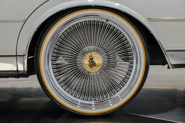 1989 Chevrolet Caprice - Image 19 of 31