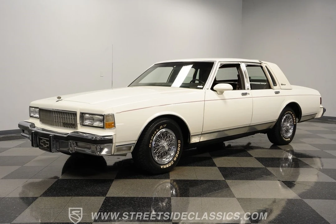 1989 Chevrolet Caprice - Image 6 of 12