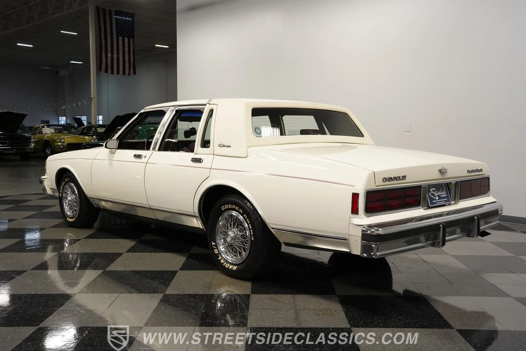 1989 Chevrolet Caprice - Image 9 of 21