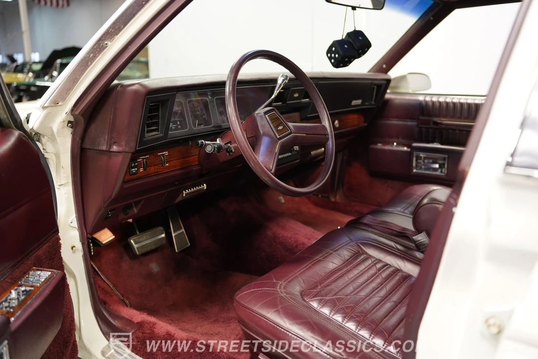 1989 Chevrolet Caprice - Image 5 of 12