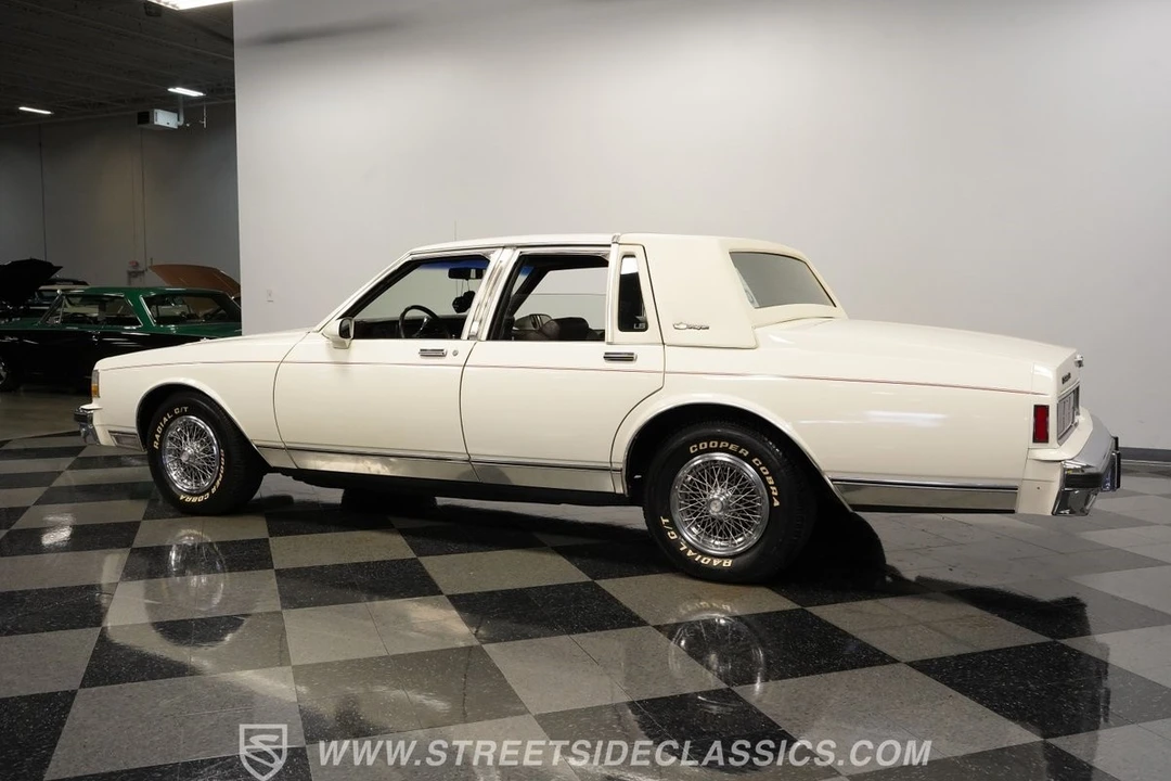 1989 Chevrolet Caprice - Image 9 of 12
