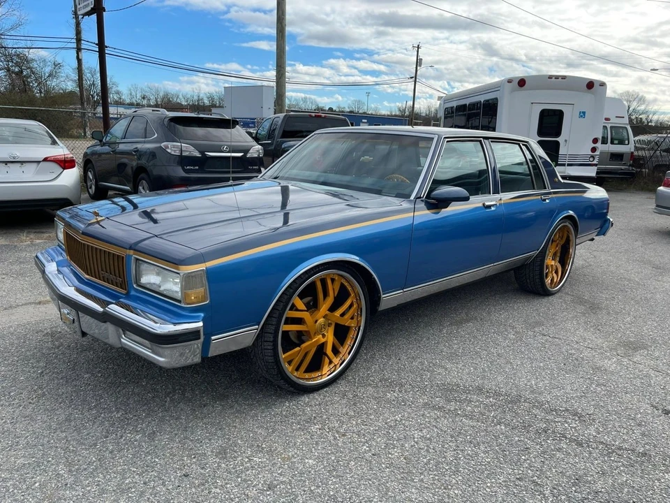 1989 Chevrolet Caprice - Image 3 of 9
