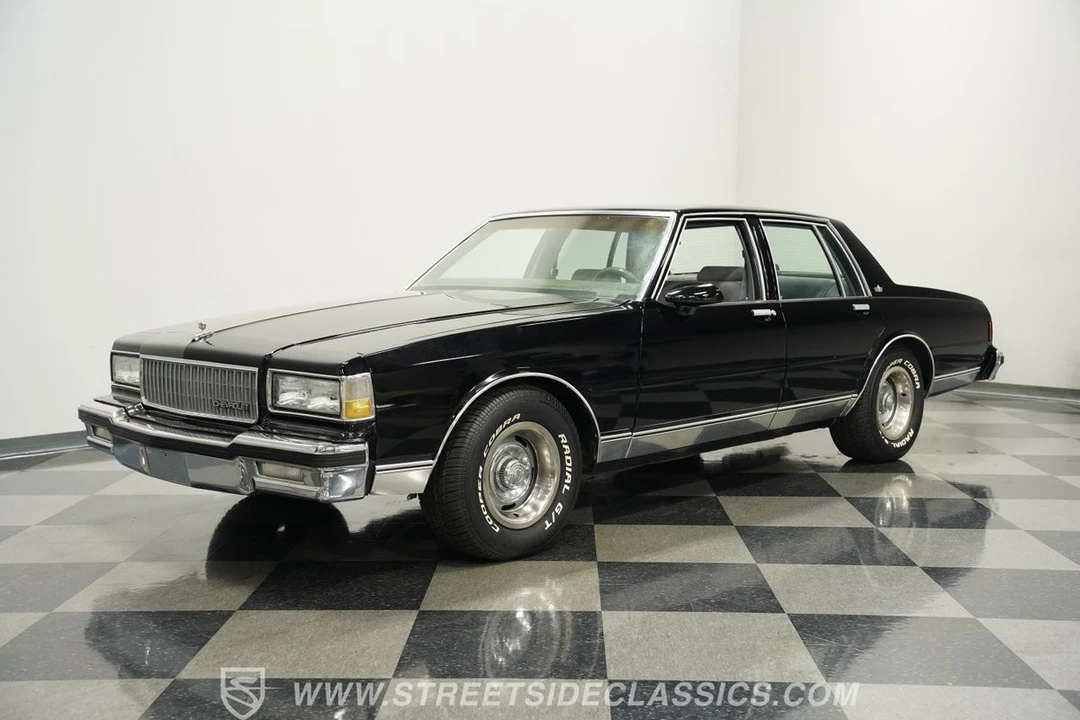 1989 Chevrolet Caprice - Image 6 of 12