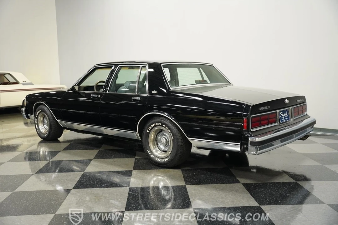1989 Chevrolet Caprice - Image 10 of 12