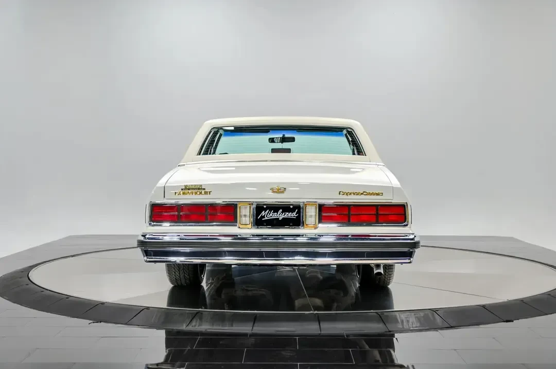 1989 Chevrolet Caprice - Image 5 of 31