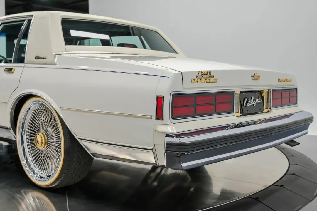 1989 Chevrolet Caprice - Image 20 of 31