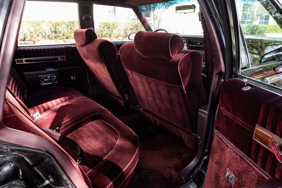1989 Chevrolet Caprice - Image 24 of 27