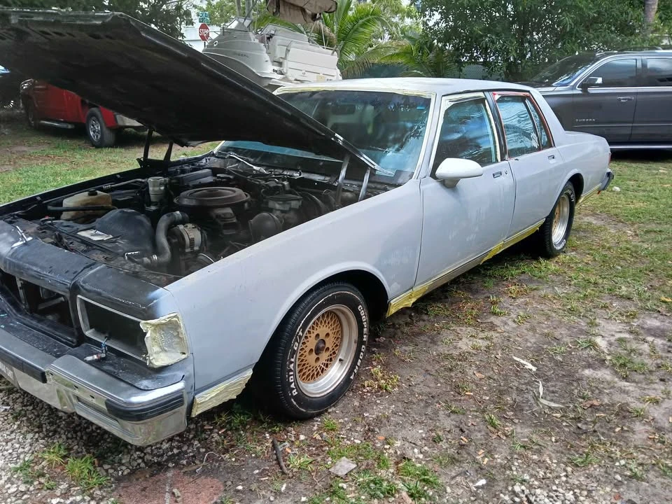 1989 Chevrolet Caprice - Image 2 of 9