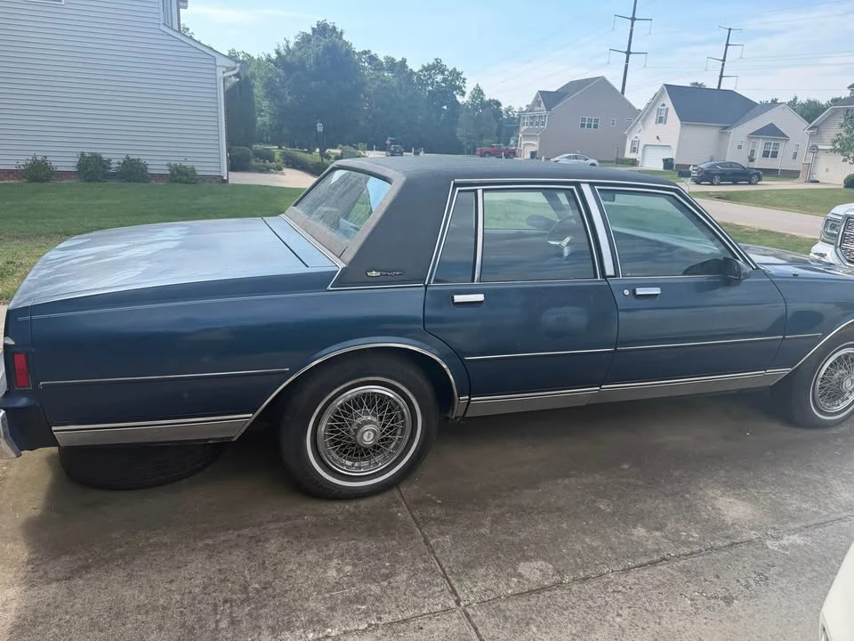 1989 Chevrolet Caprice - Image 10 of 11