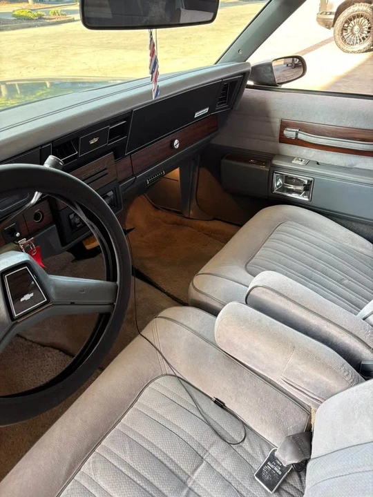 1989 Chevrolet Caprice - Image 7 of 10
