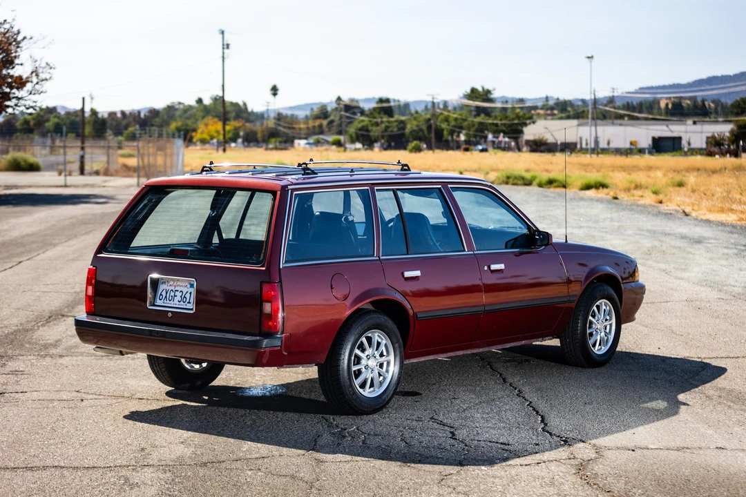 1989 Chevrolet Cavalier - Image 23 of 31