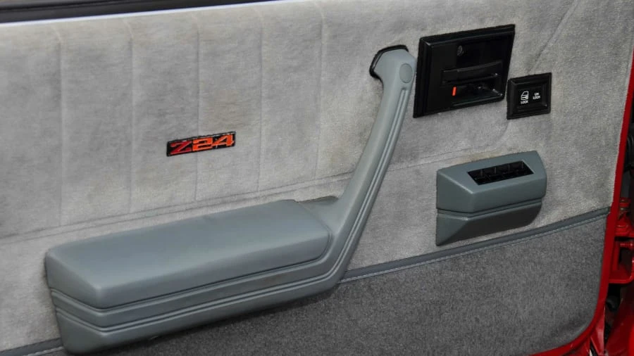 1989 Chevrolet Cavalier - Image 13 of 20