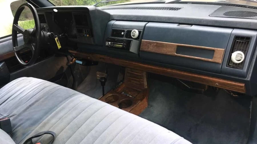1989 Chevrolet C/K 4th Gen - Image 4 of 11