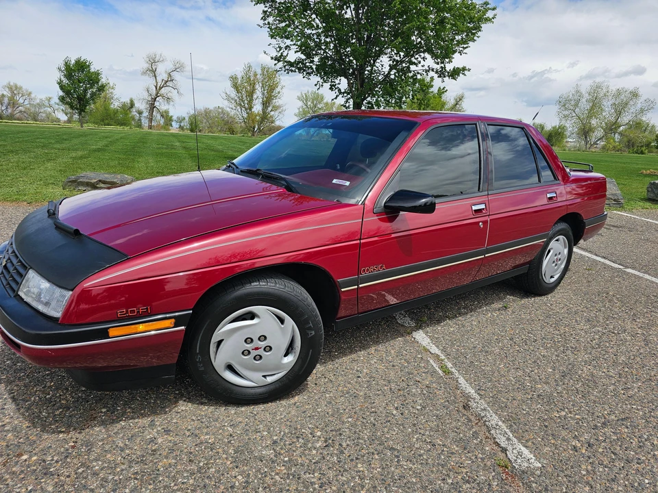 1989 Chevrolet Corsica - Image 10 of 31