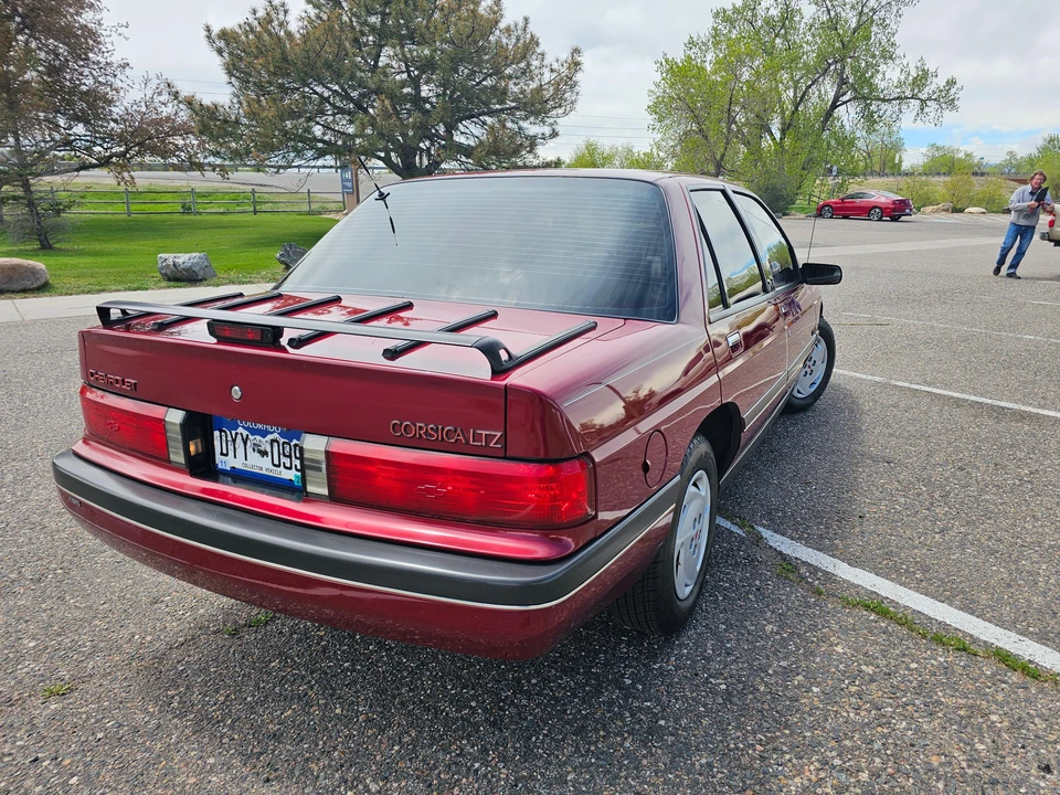 1989 Chevrolet Corsica - Image 17 of 31