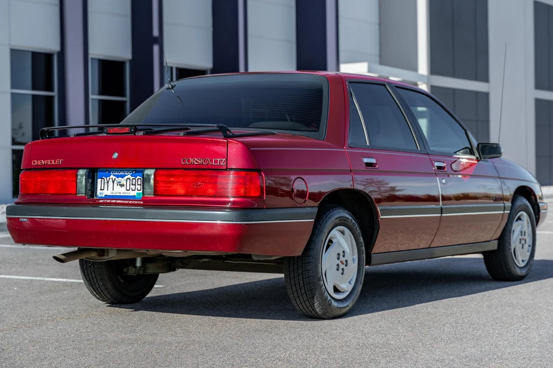 1989 Chevrolet Corsica - Image 4 of 31
