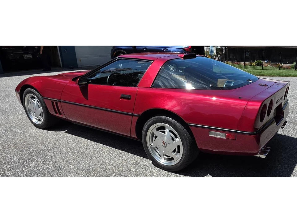 1989 Chevrolet Corvette C4 - Image 8 of 31