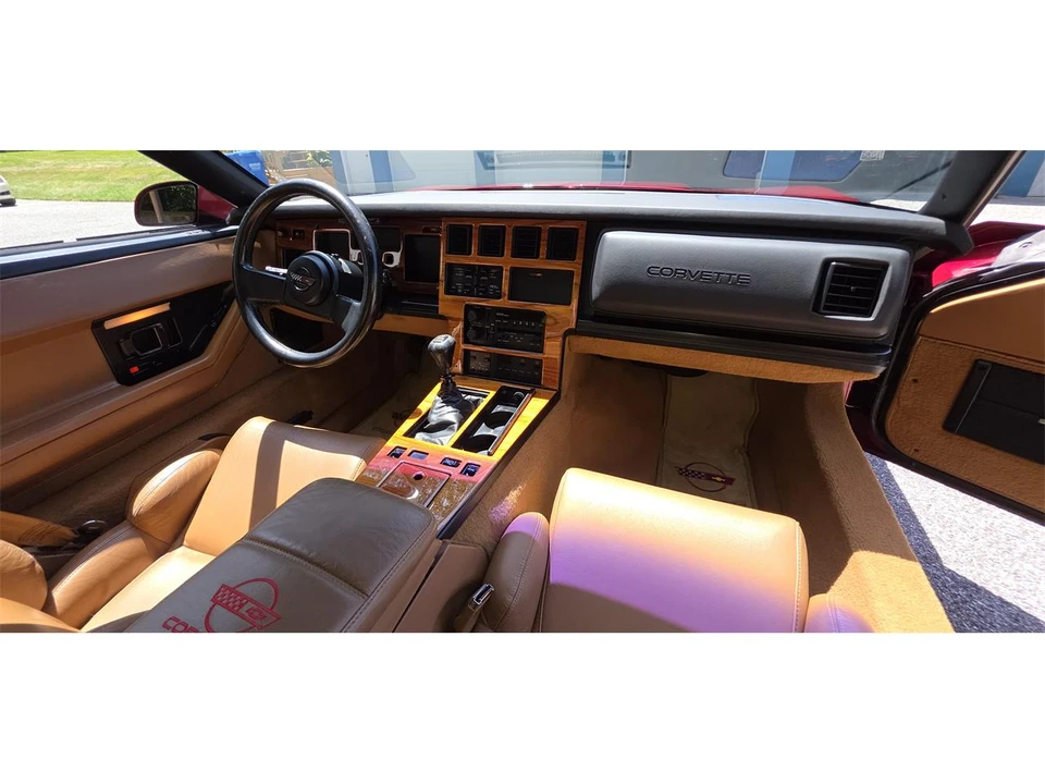 1989 Chevrolet Corvette C4 - Image 23 of 31