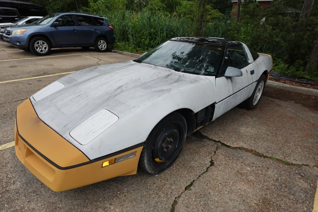 1989 Chevrolet Corvette C4 - Image 12 of 31