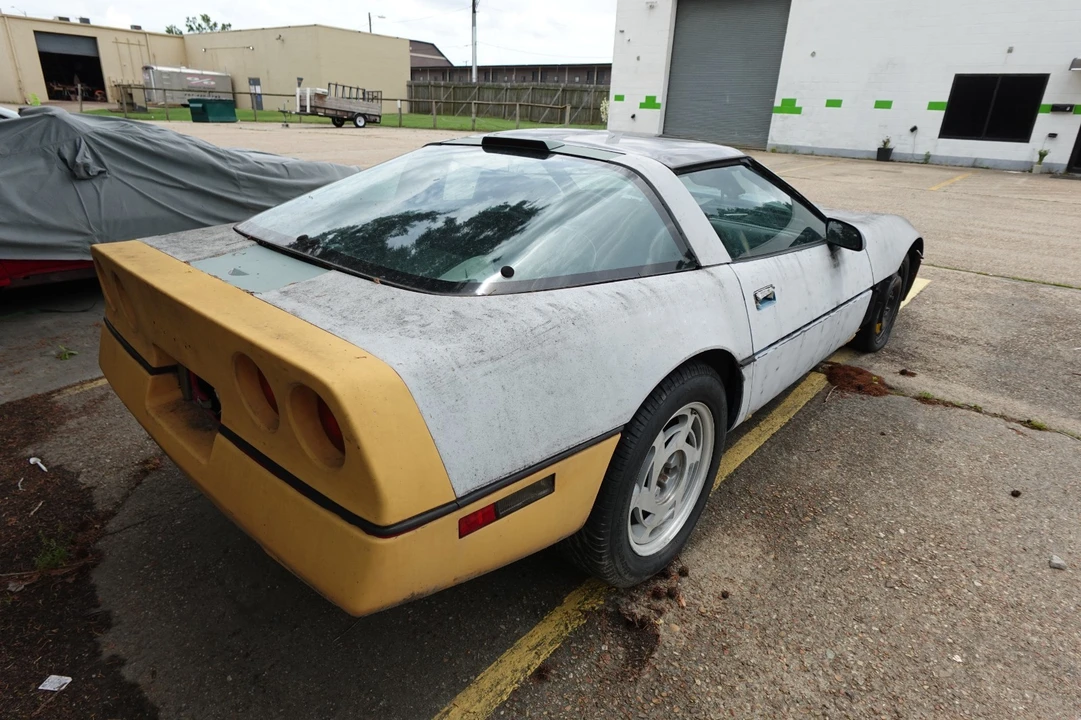 1989 Chevrolet Corvette C4 - Image 16 of 31
