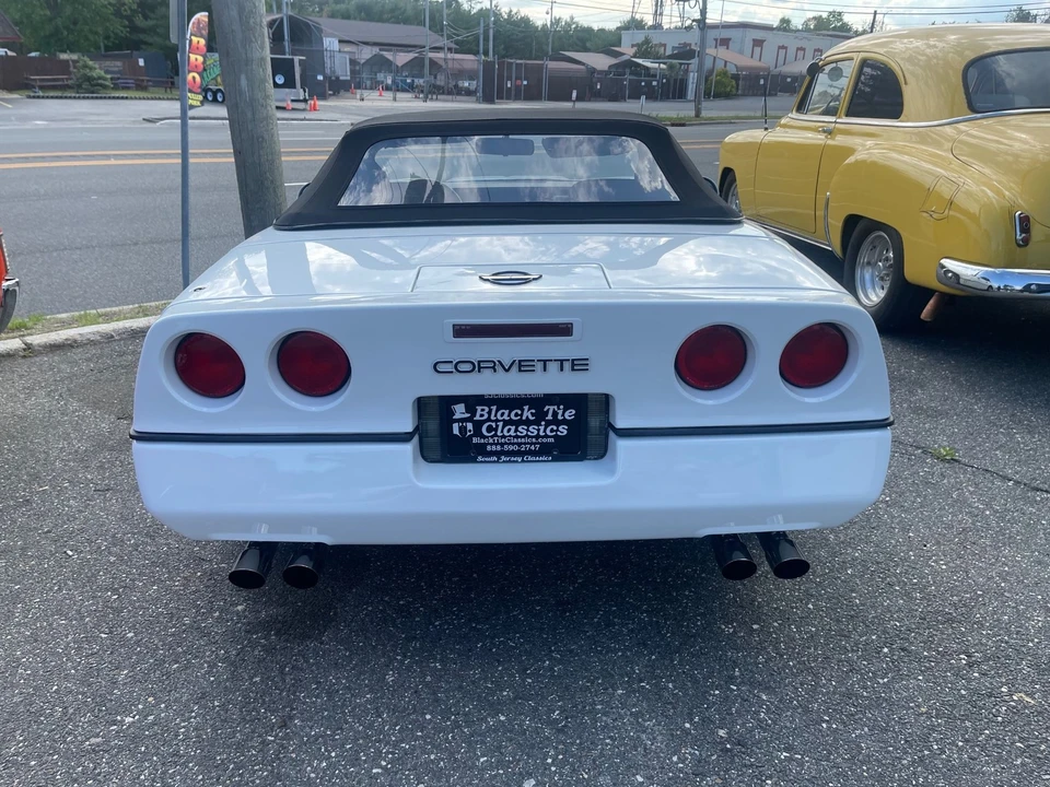 1989 Chevrolet Corvette C4 - Image 17 of 21