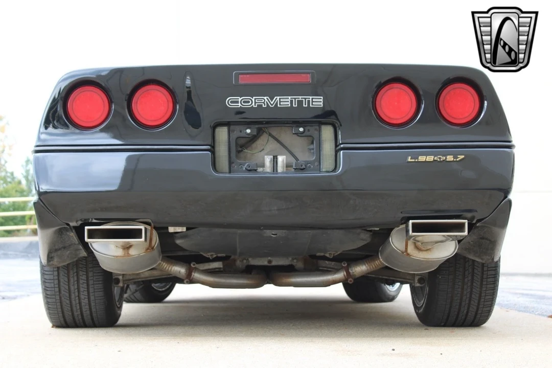 1989 Chevrolet Corvette C4 - Image 11 of 12