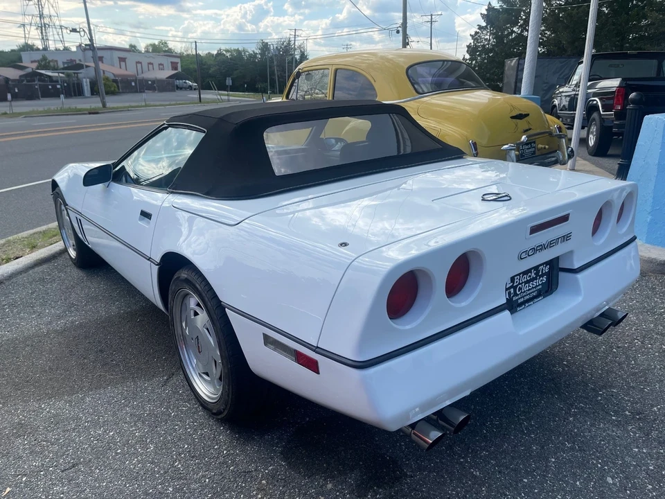 1989 Chevrolet Corvette C4 - Image 11 of 21