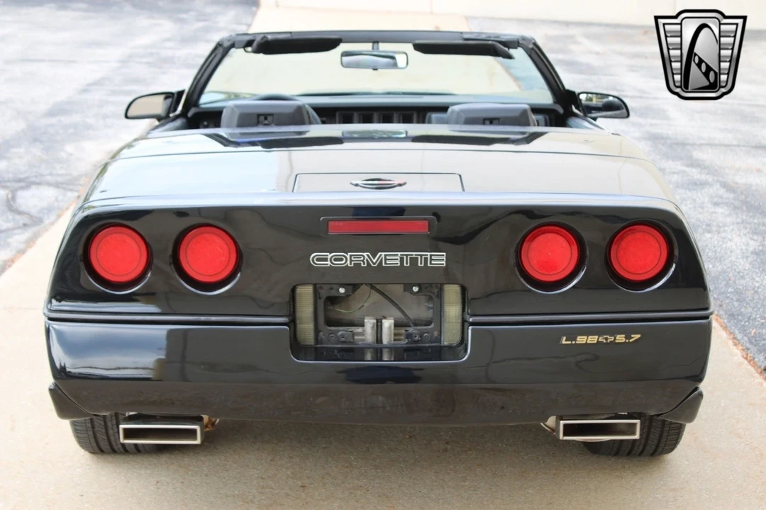1989 Chevrolet Corvette C4 - Image 10 of 12