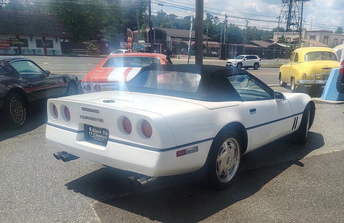 1989 Chevrolet Corvette C4 - Image 7 of 21