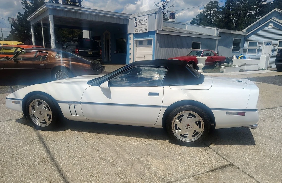 1989 Chevrolet Corvette C4 - Image 2 of 21