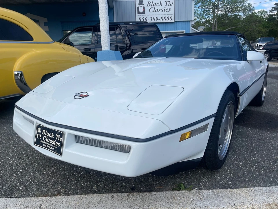 1989 Chevrolet Corvette C4 - Image 18 of 21