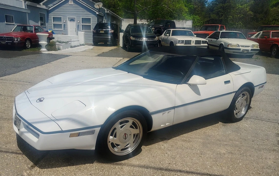 1989 Chevrolet Corvette C4 - Image 12 of 21
